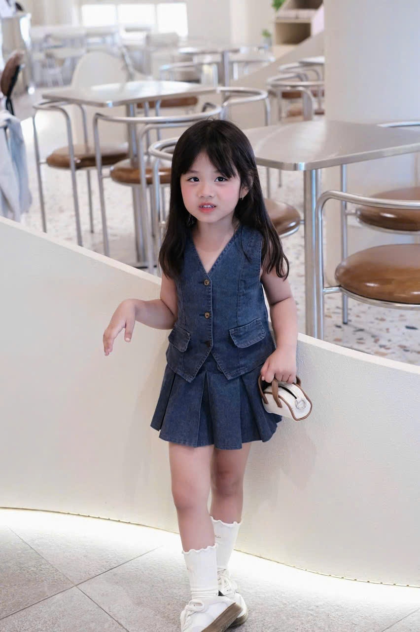 B823 - SET GILE JEAN CHÂN VÁY XẾP LY PHỐI NÚT