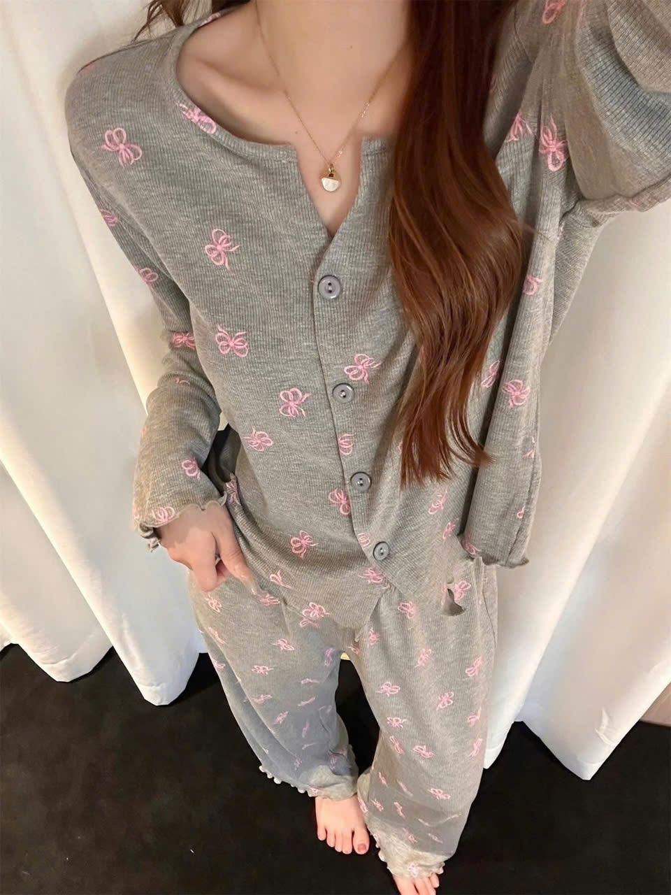 C48 -(GOM) SET BỘ GHI XÁM DÀI TAY NƠ NHÍ HỒNG