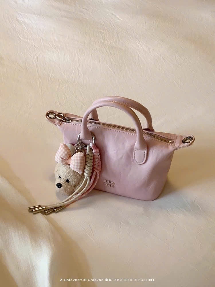 A523 - TÚI XÁCH CHIO SIZE 17 KÈM CHARM 4 MÀU