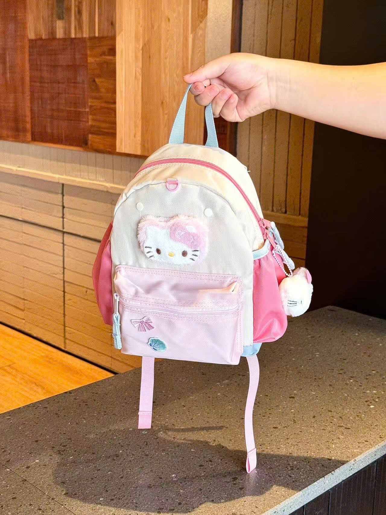 A711 - BA LÔ VẢI KITTY CHO BÉ