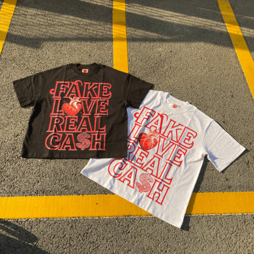 FAKE LOVE RALE CASH TEE