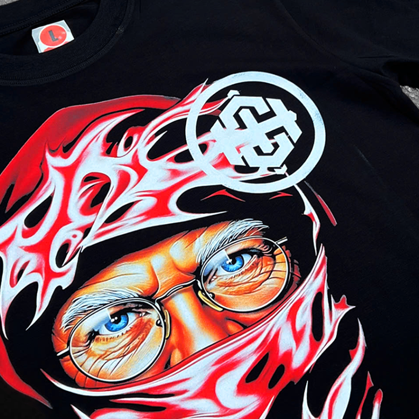 Who is Santa TEE