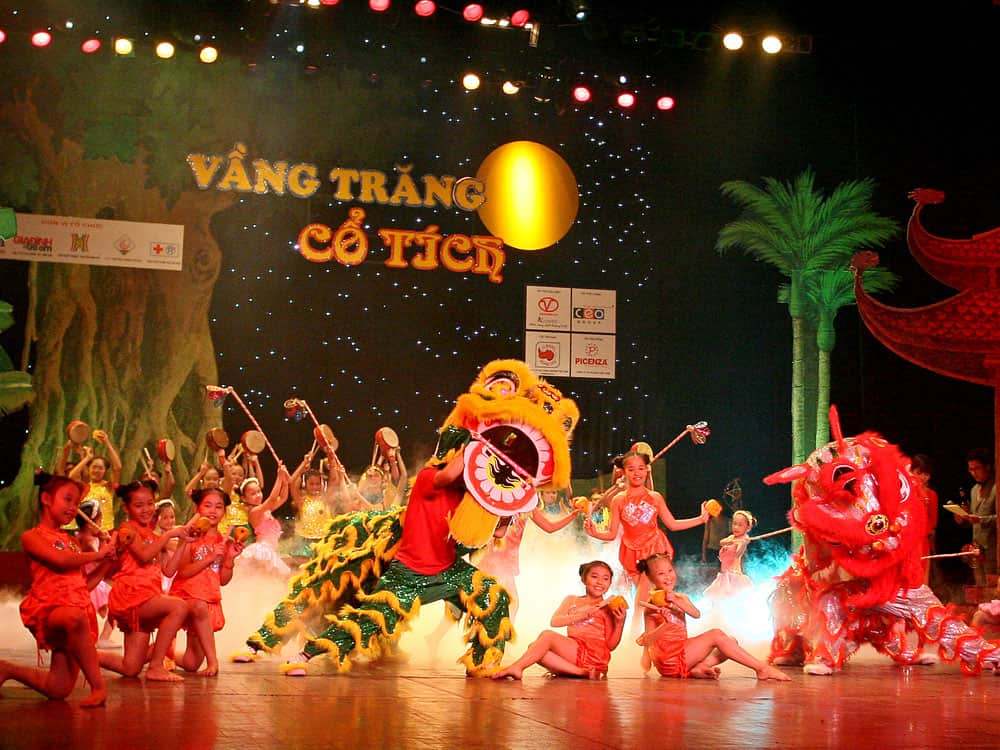 dịch vu múa lân trung thu 21.8