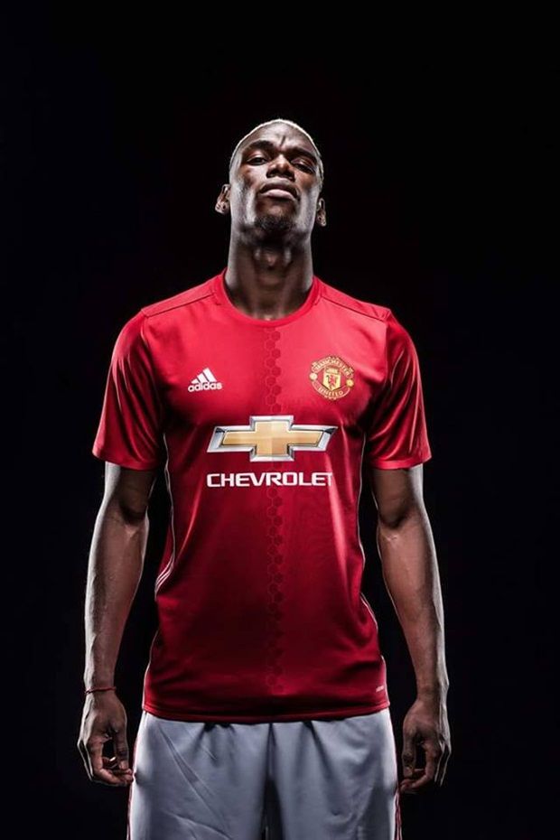 Paul Pogba: Khi cái đầu và đôi chân được giải phóng