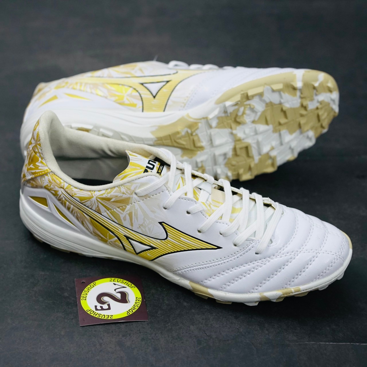 Giày Đá Bóng TF Mizuno Morelia Neo 4 Trắng Đồng