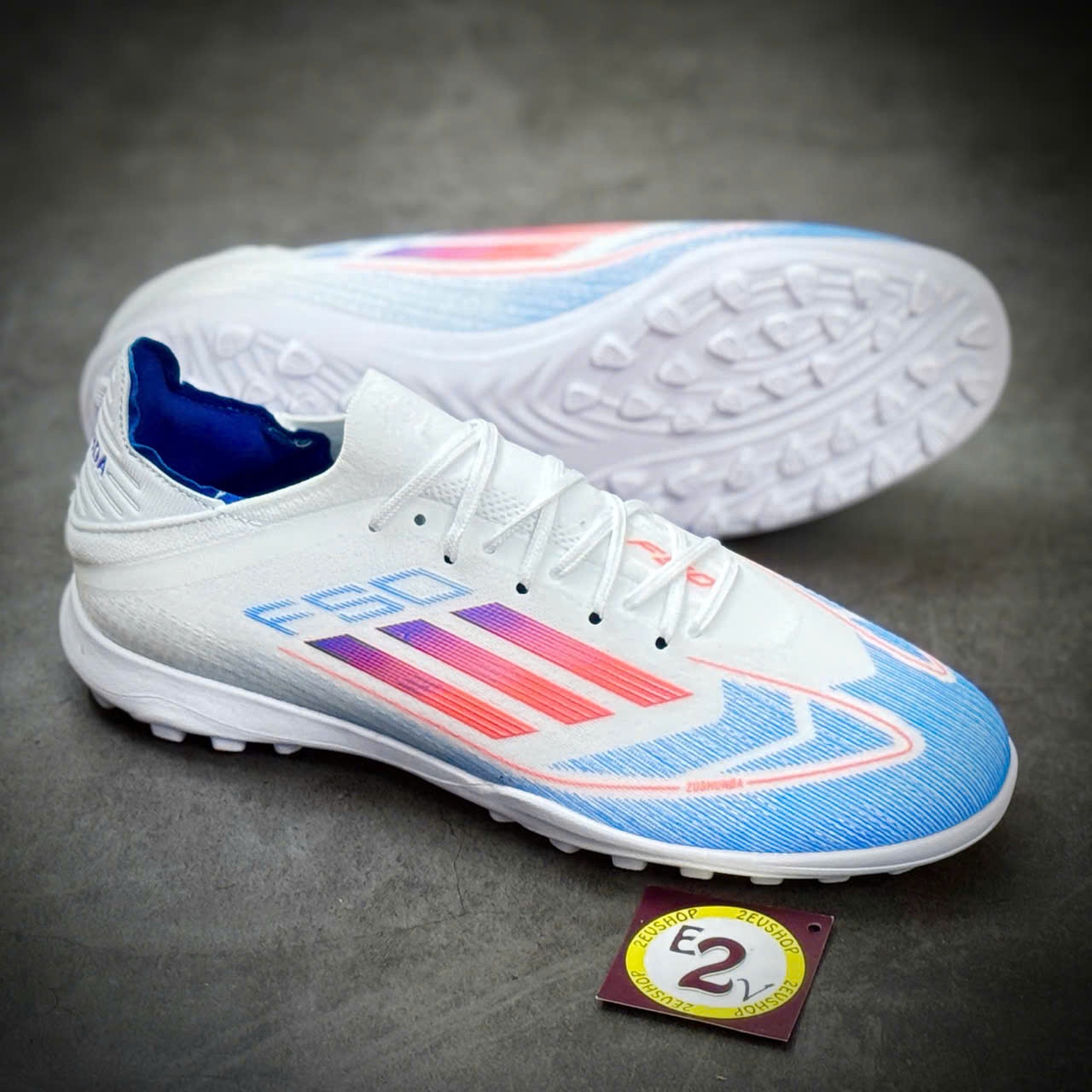 Giày Đá Bóng TF Adidas F50 Elite Trắng Xanh Cổ Chun
