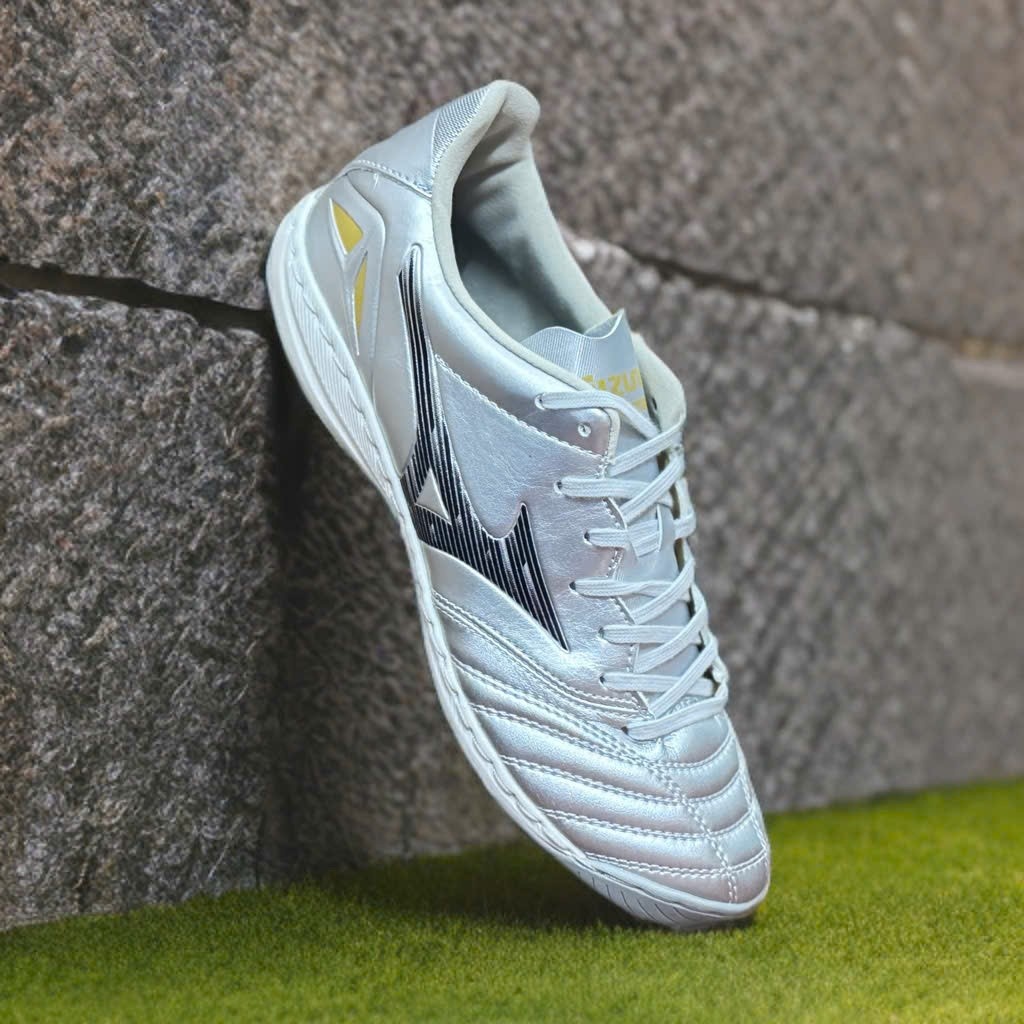 Giày Đá Bóng TF Mizuno Morelia Neo 4 Pro Bạc