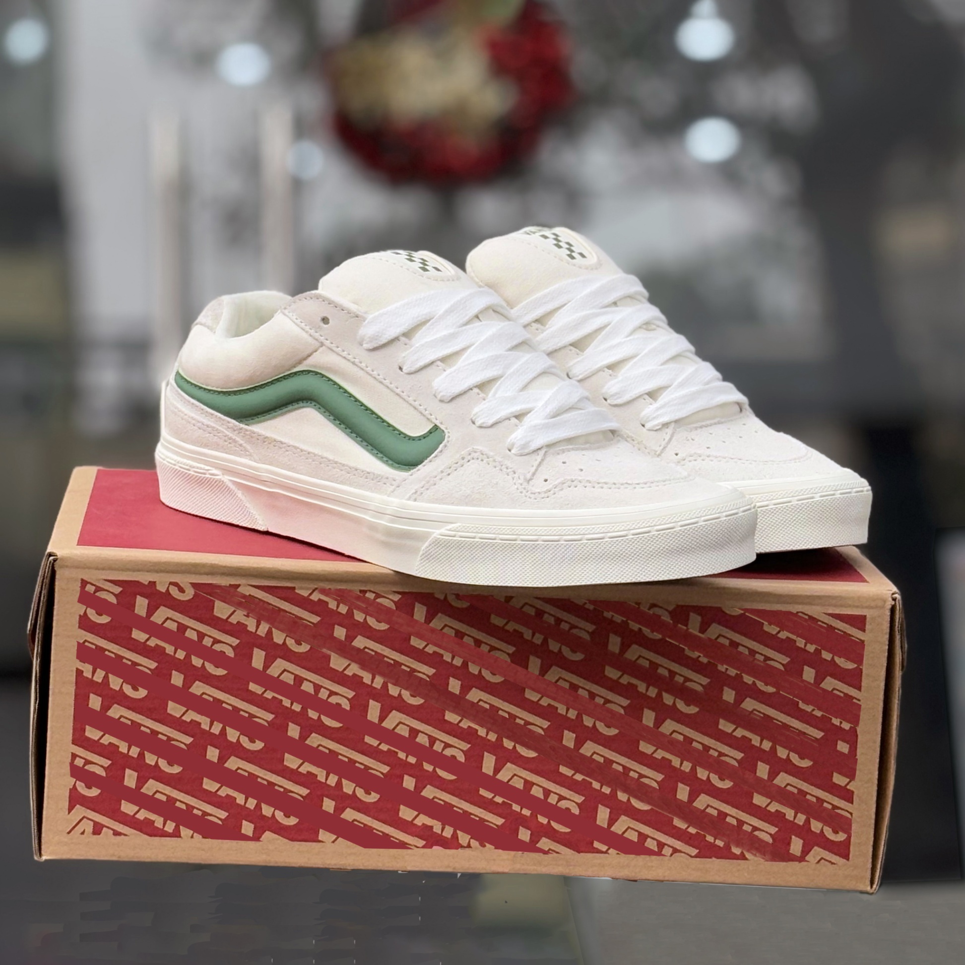 VANS CALDRONE SKATE VINTAGE WHITR KELLY GREEN