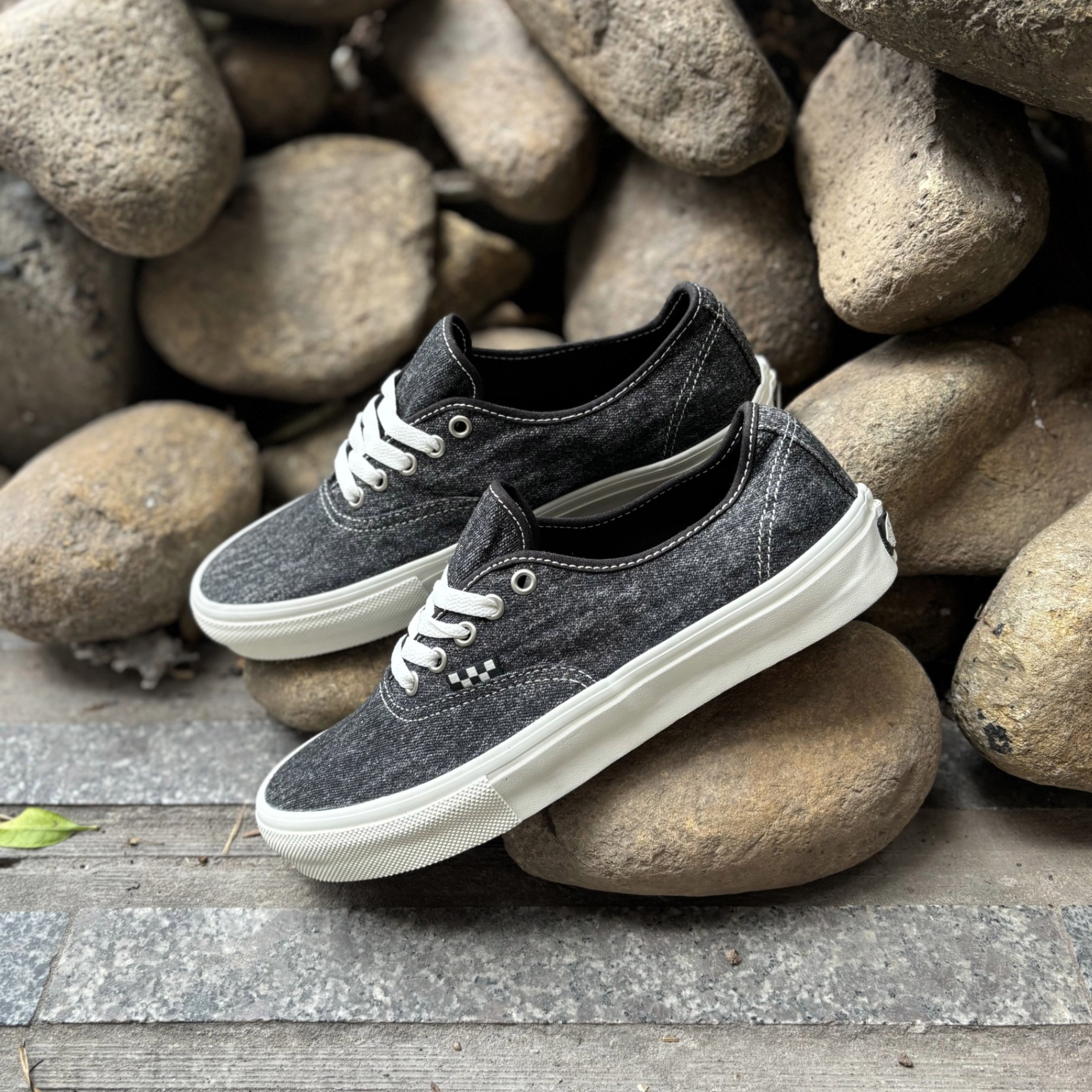 VANS AUTHENTIC WASHED GREY DENIM