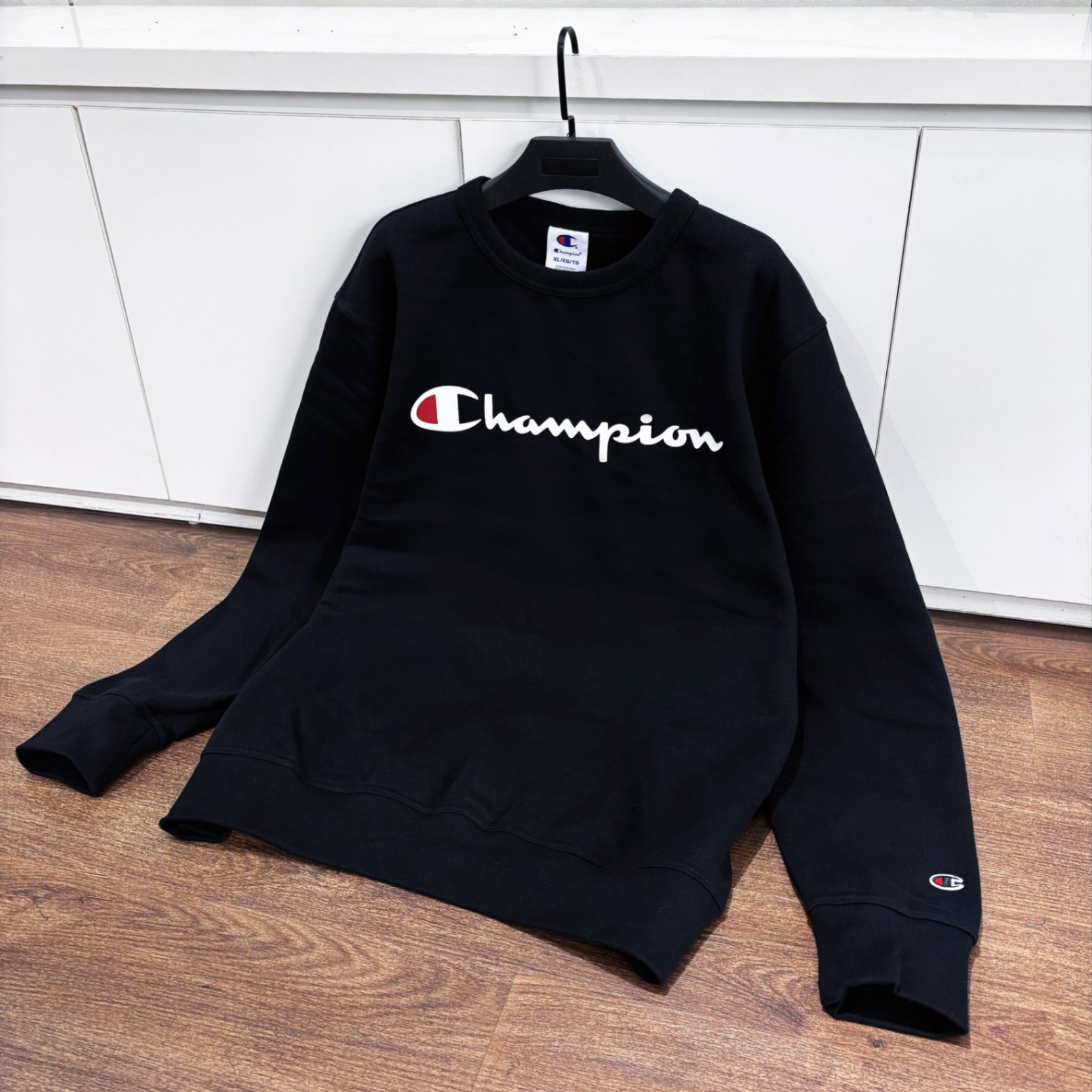 CHAMP POWER BLEND FULL SCRIPT LOGO SWEATER BLACK