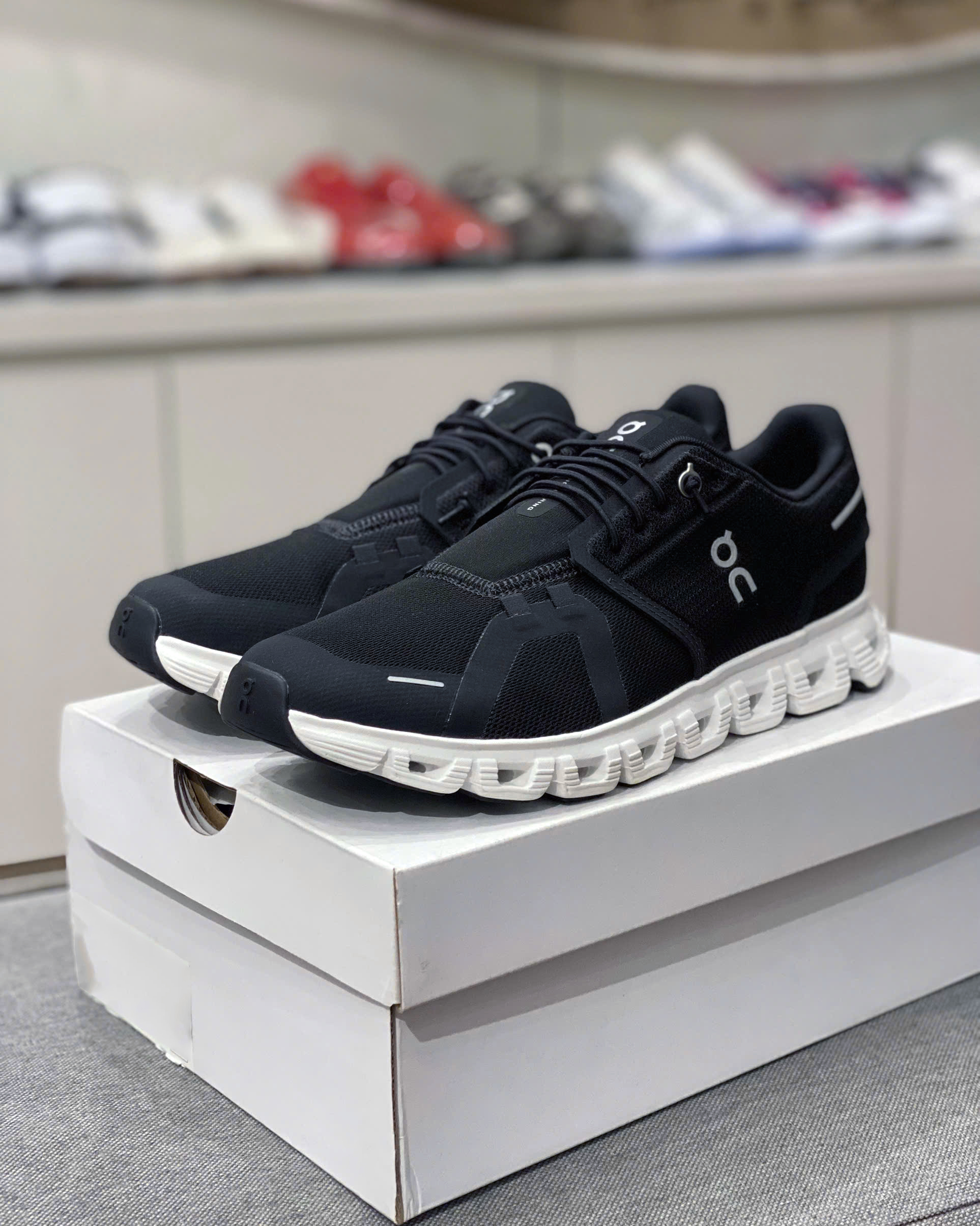 OC 5 BLACK