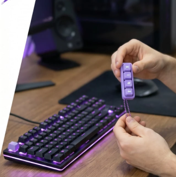 Móc Khóa Bàn Phím Custom Tên