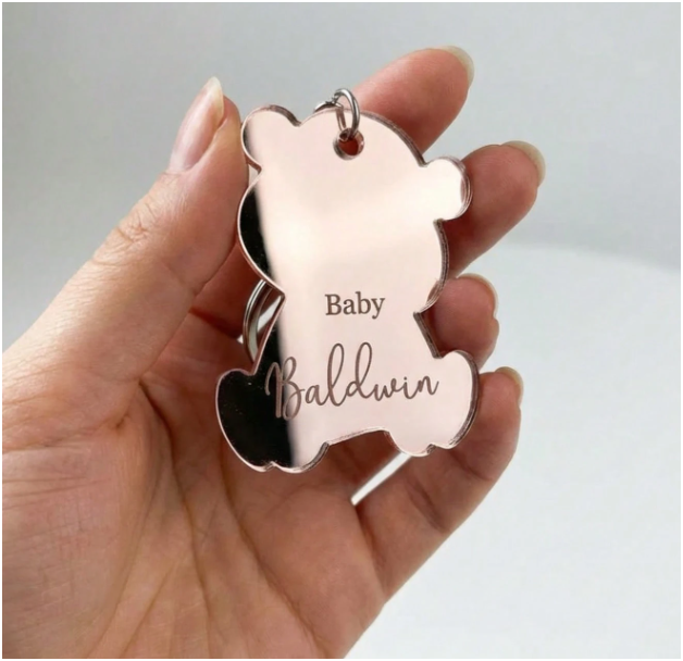Set 10 thẻ tên acrylic hình gấu khắc tên theo yêu cầu