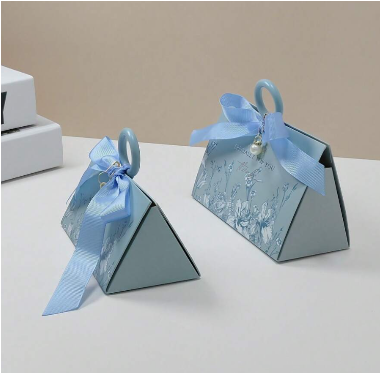 Set 20 hộp quà tam giác hoa & ngọc trai