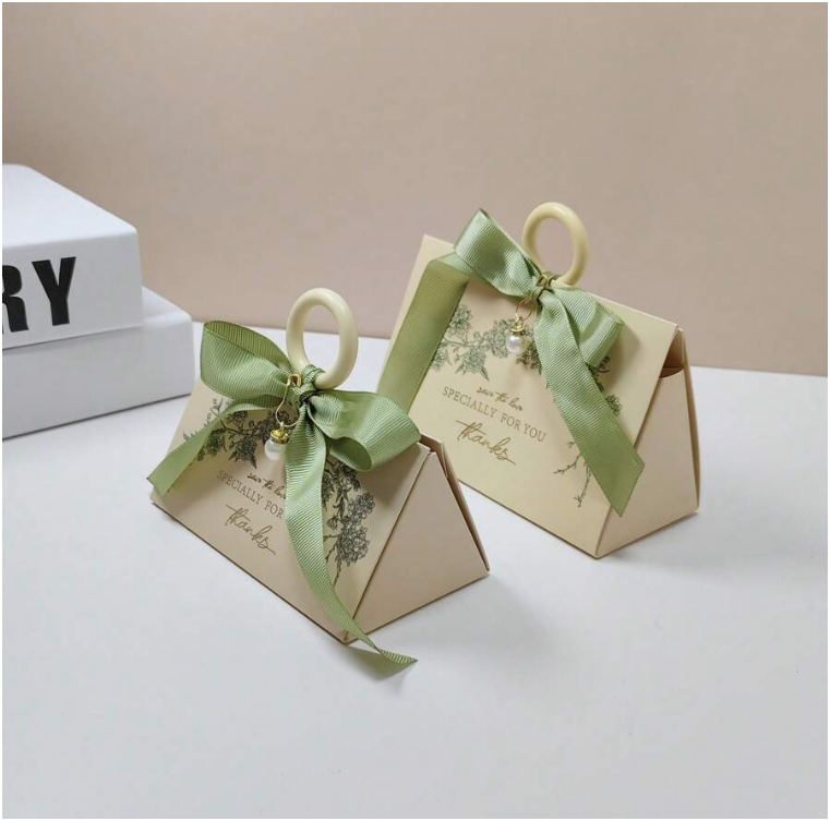 Set 20 hộp quà tam giác hoa & ngọc trai