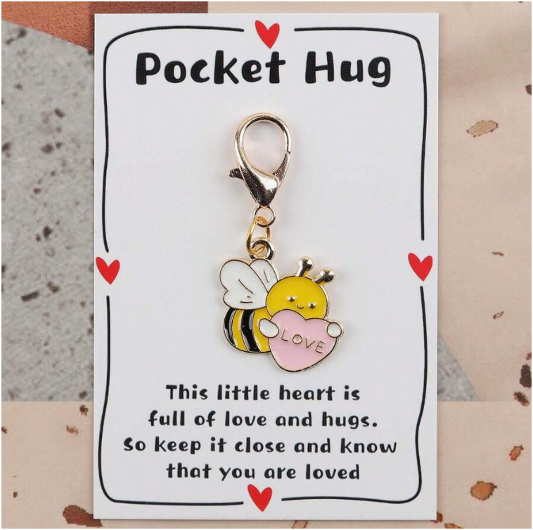 Set 6 móc khóa quà tặng Bee Heart