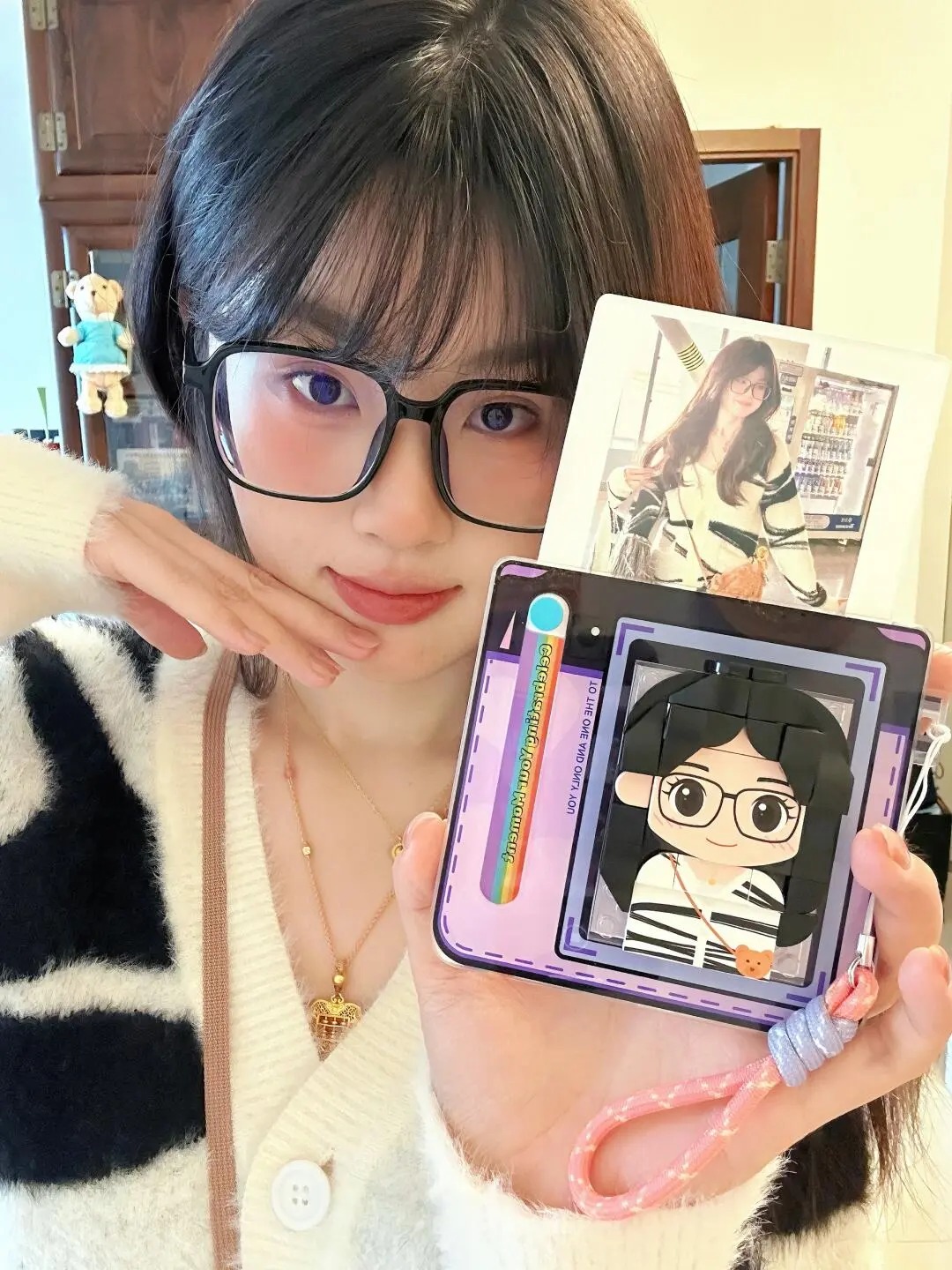 Bo-xep-hinh-kieu-Selfie-co-day-treo-1-nhan-vat_1 (12).jpg