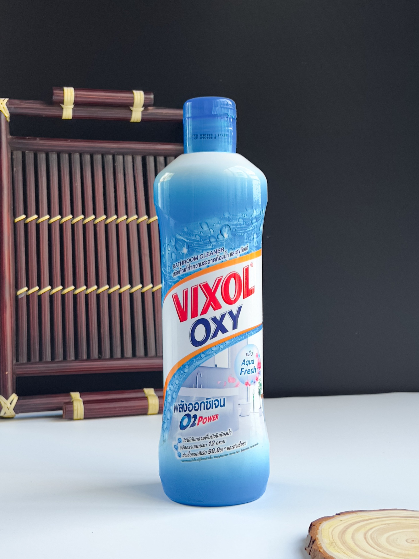 Tẩy toilet Vixol Oxy - 700ml.png