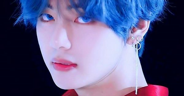 “Đốn tim” khi các idol nam đeo khuyên tai siêu cool