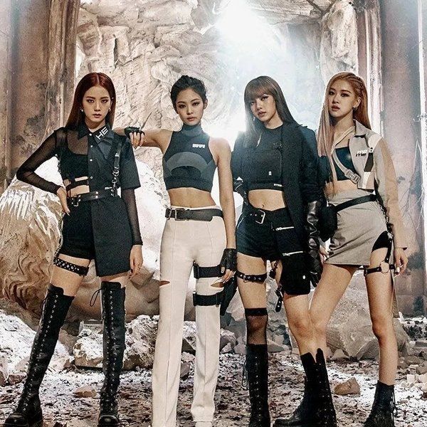 Không chỉ riêng BLACKPINK, Kpop vẫn còn đến 16 nhóm nhạc khác debut đã lâu nhưng không có hoặc có rất ít full album