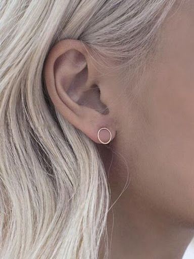 Top 5 mẫu khuyên tai nữ cá tính nhất cho các nàng tỏa sáng