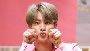 Phản ứng bất ngờ của Jin (BTS) khi đã sắp bước qua độ tuổi 'ông chú' nhưng vẫn có fan tiểu học gọi anh là 'Seokjin à'