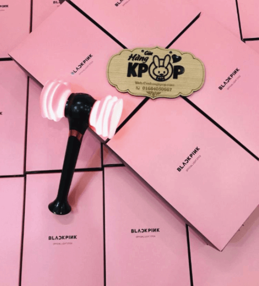 Black Pink's lightstick - Hammer Bong.