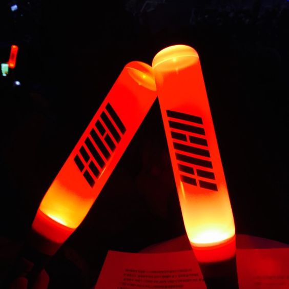 OFFICIAL LIGHTSTICK IKON - KONBAT