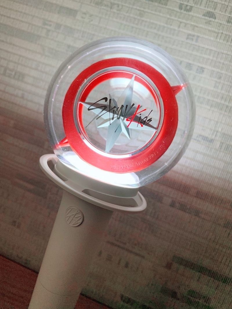 Stray Kids - Official Light Stick