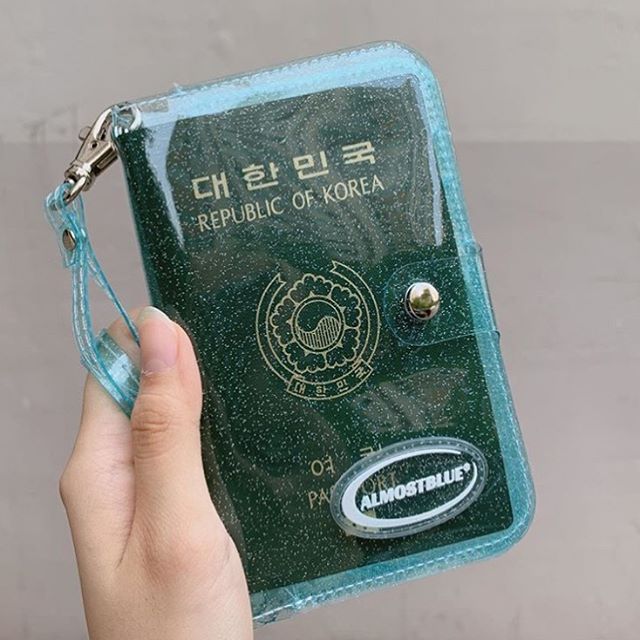 Twinkle Passport Wallet Almost Blue - official