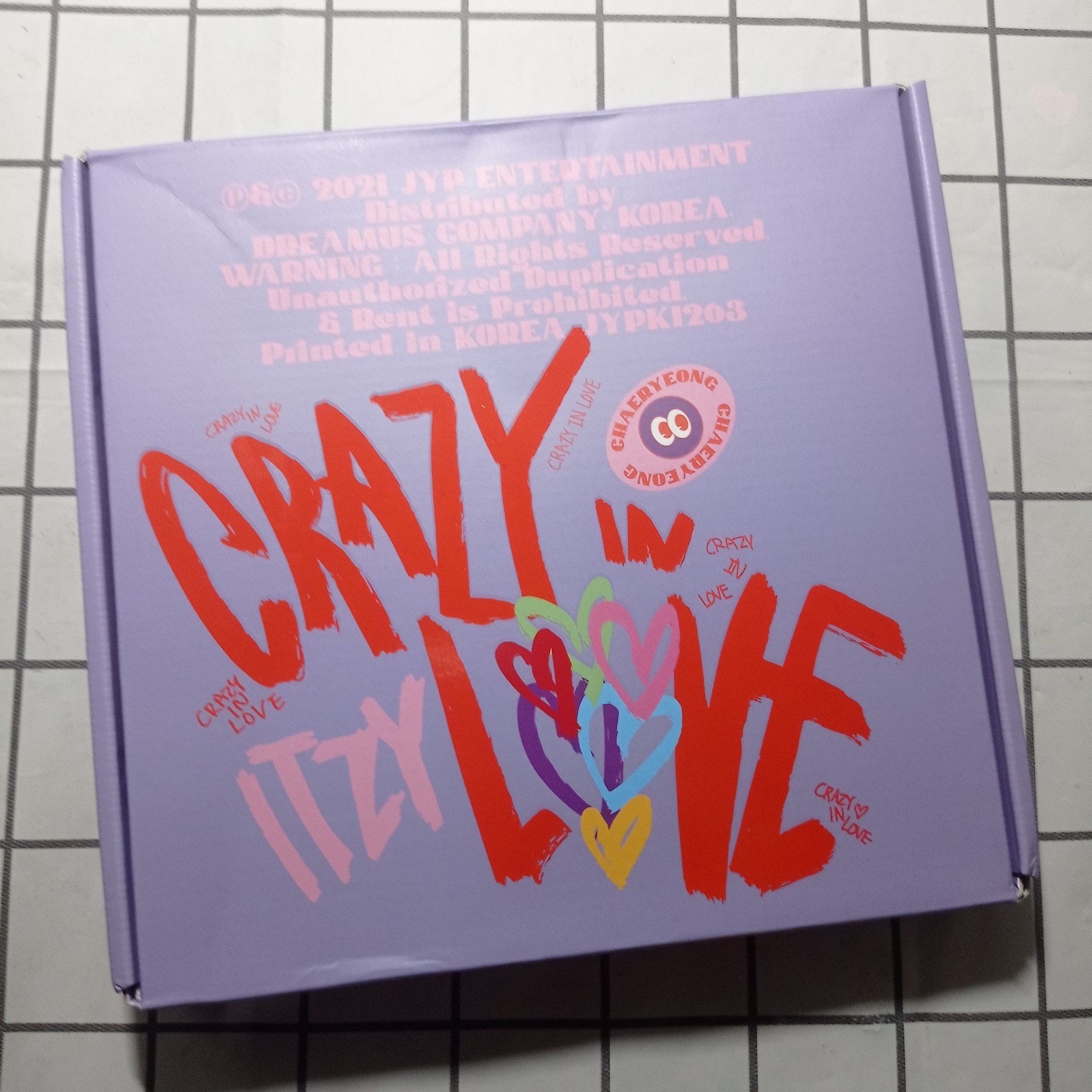 Album ITZY - CRAZY IN LOVE