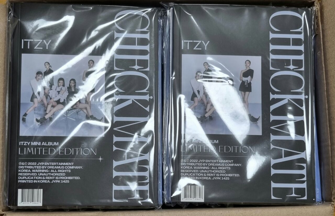 Album ITZY - Checkmate Limited