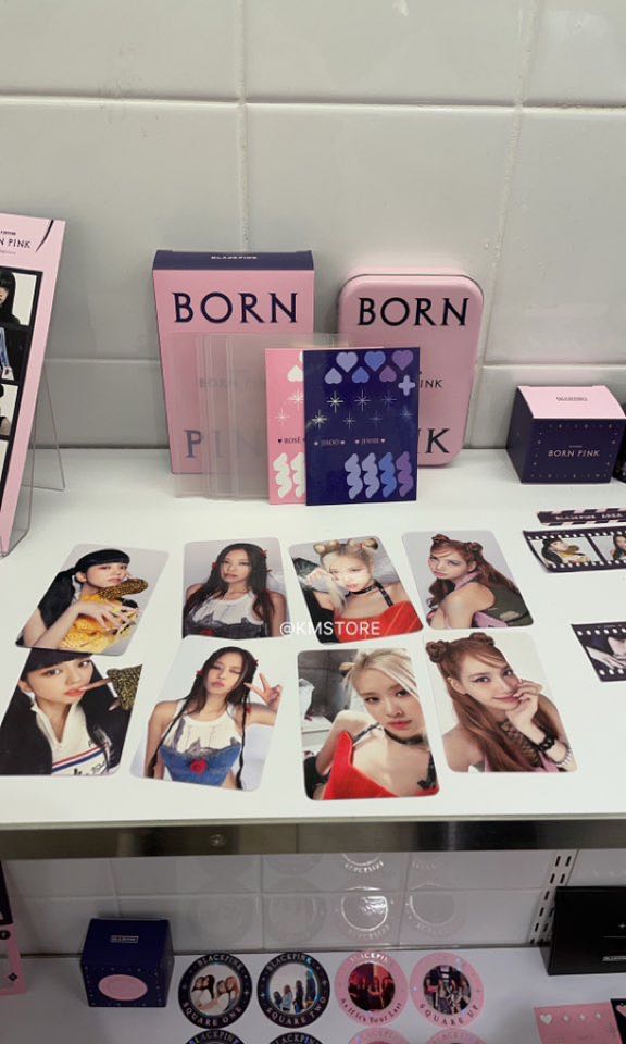 BLACKPINK - BORN PINK MD 'PHOTO CARD + TOP LOADER KIT'