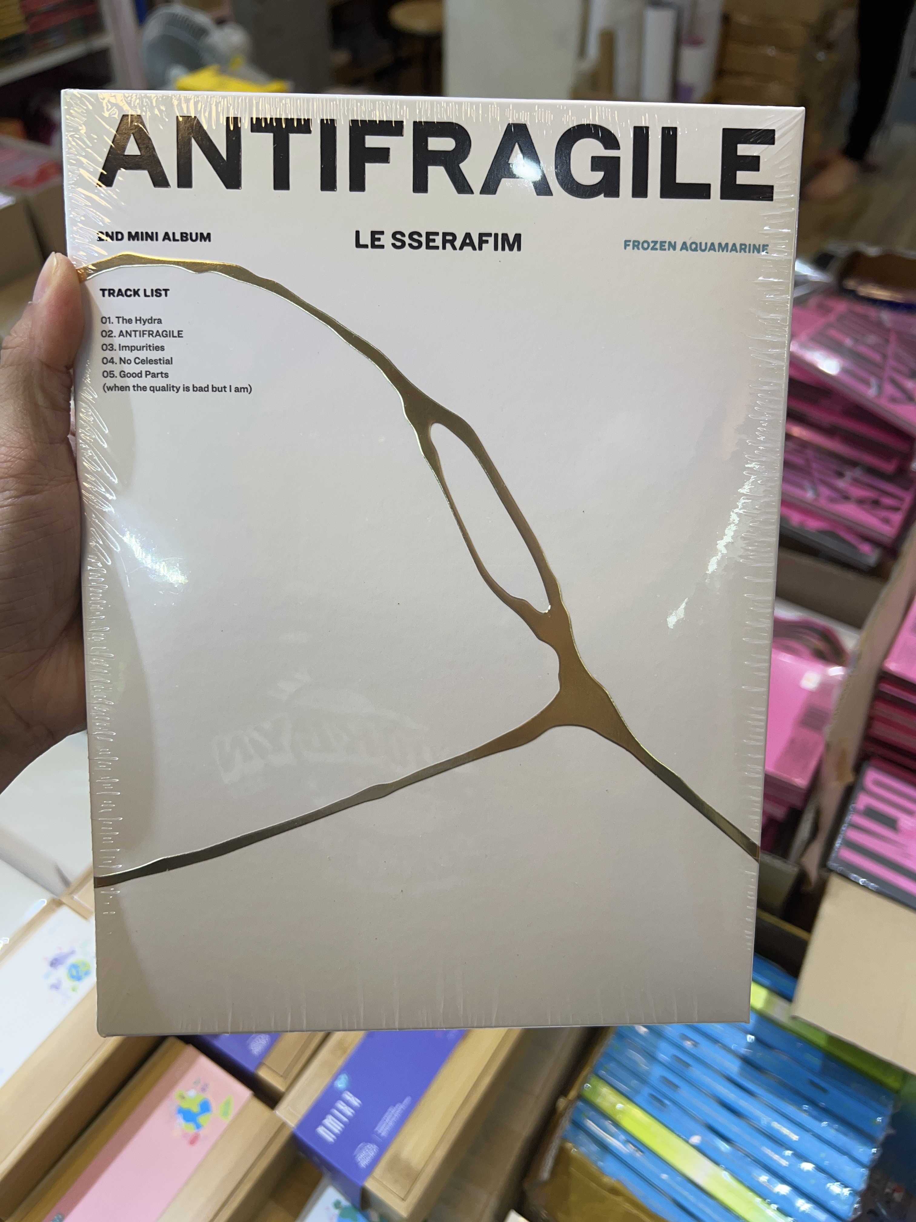 Album Le sserafim - Antifragile