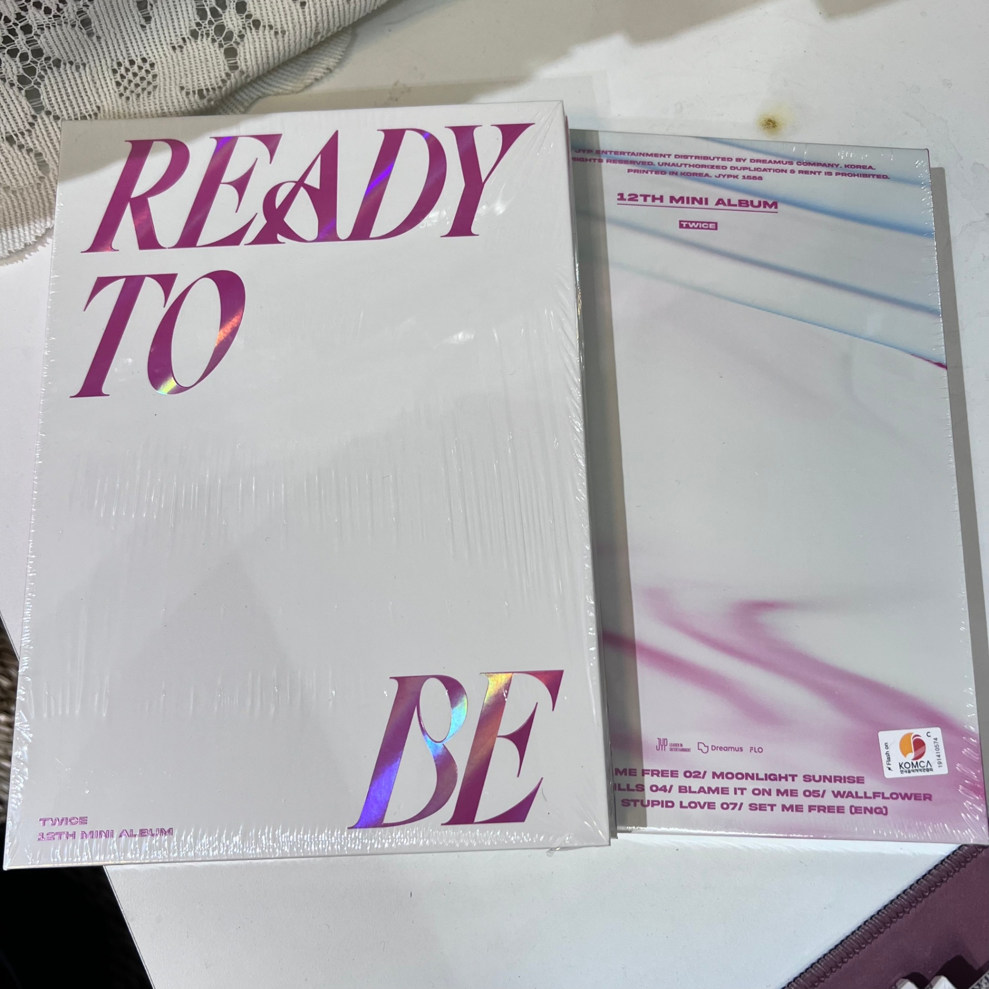 ALBUM TWICE - READY TO BE