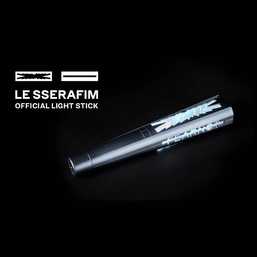 LIGHT STICK LE SSERAFIM