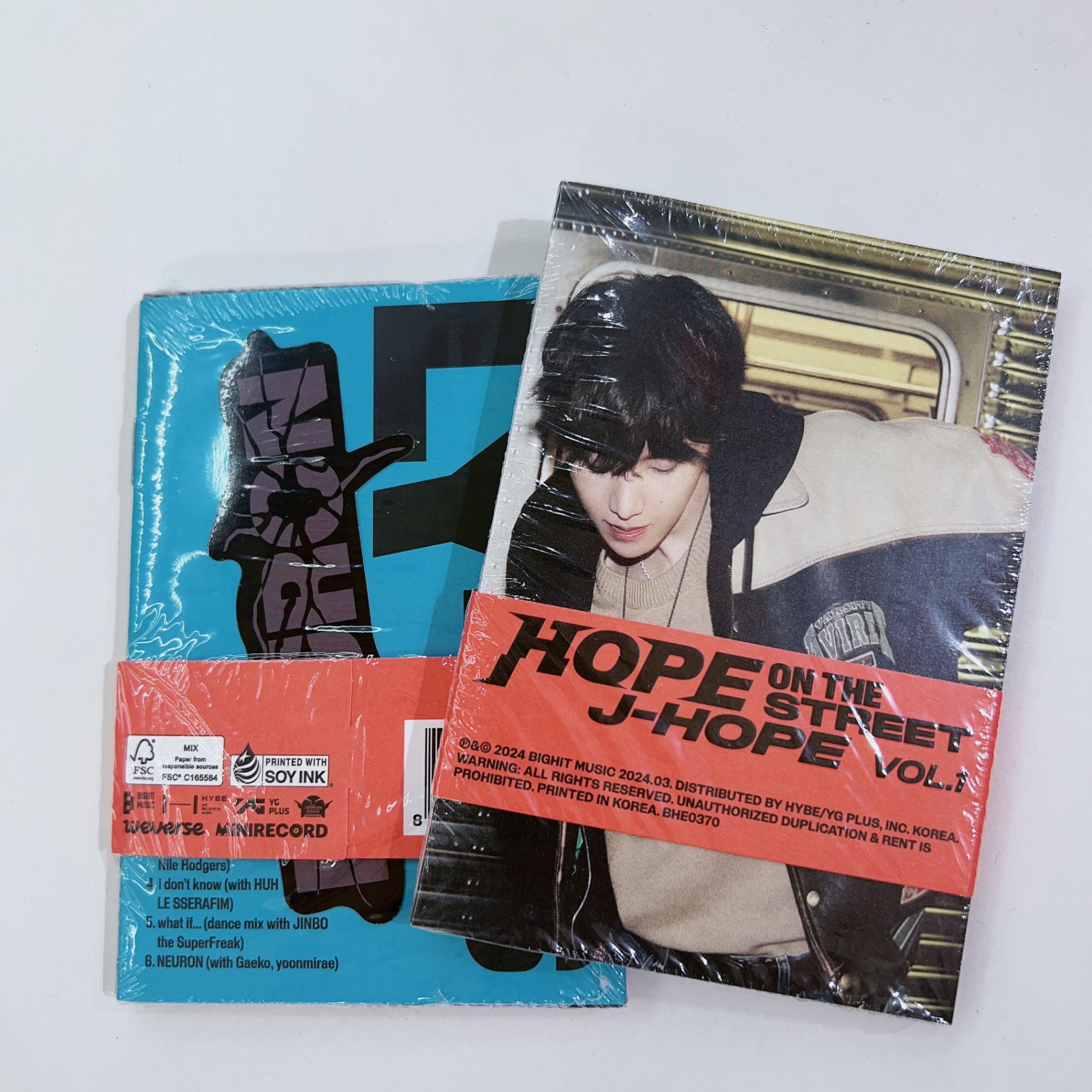 ALBUM J-HOPE [HOPE ON THE STREET VOL.1] (Weverse Albums ver.)