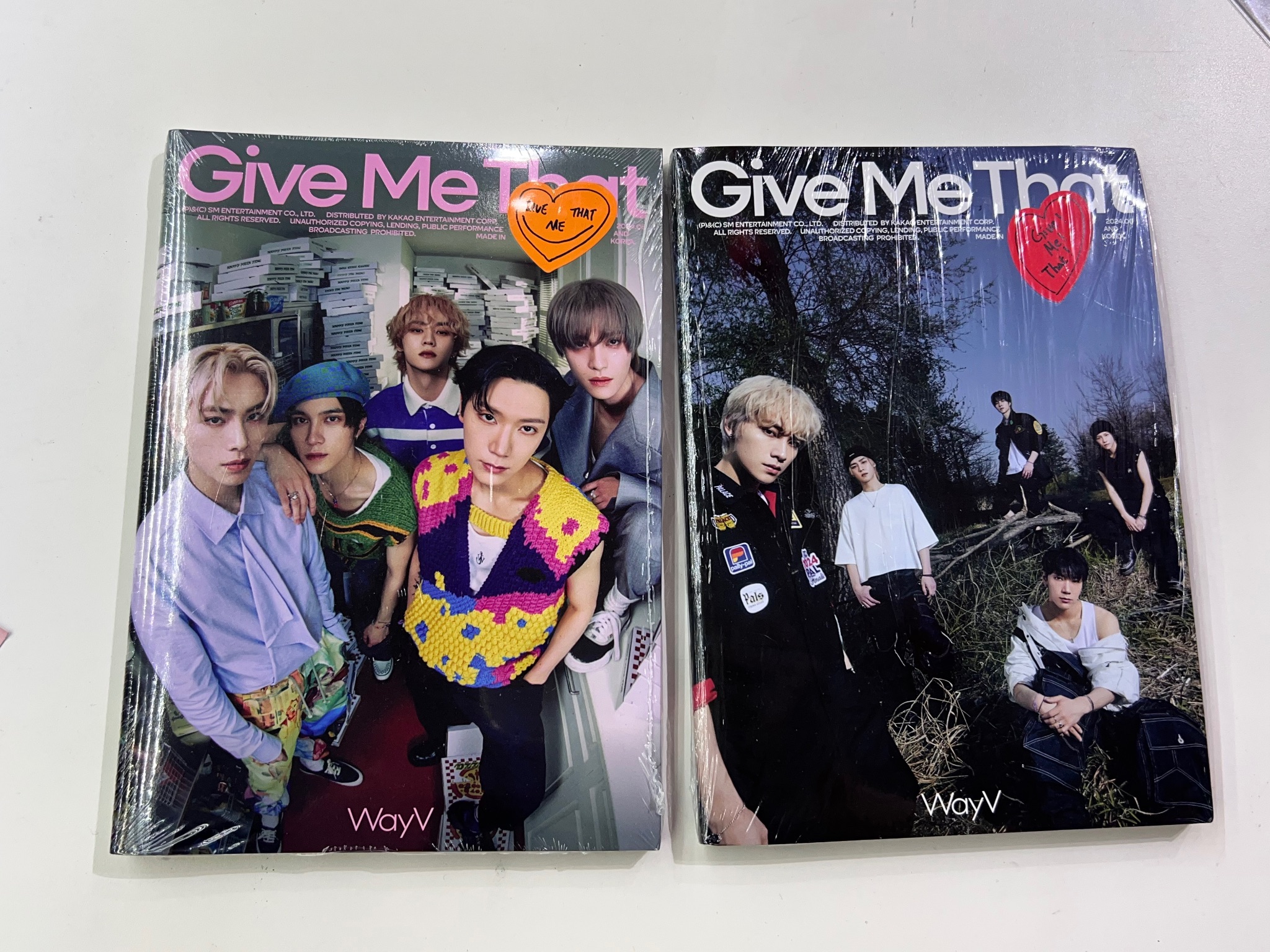 ALBUM WayV [Give Me That] (Photo Book Ver.