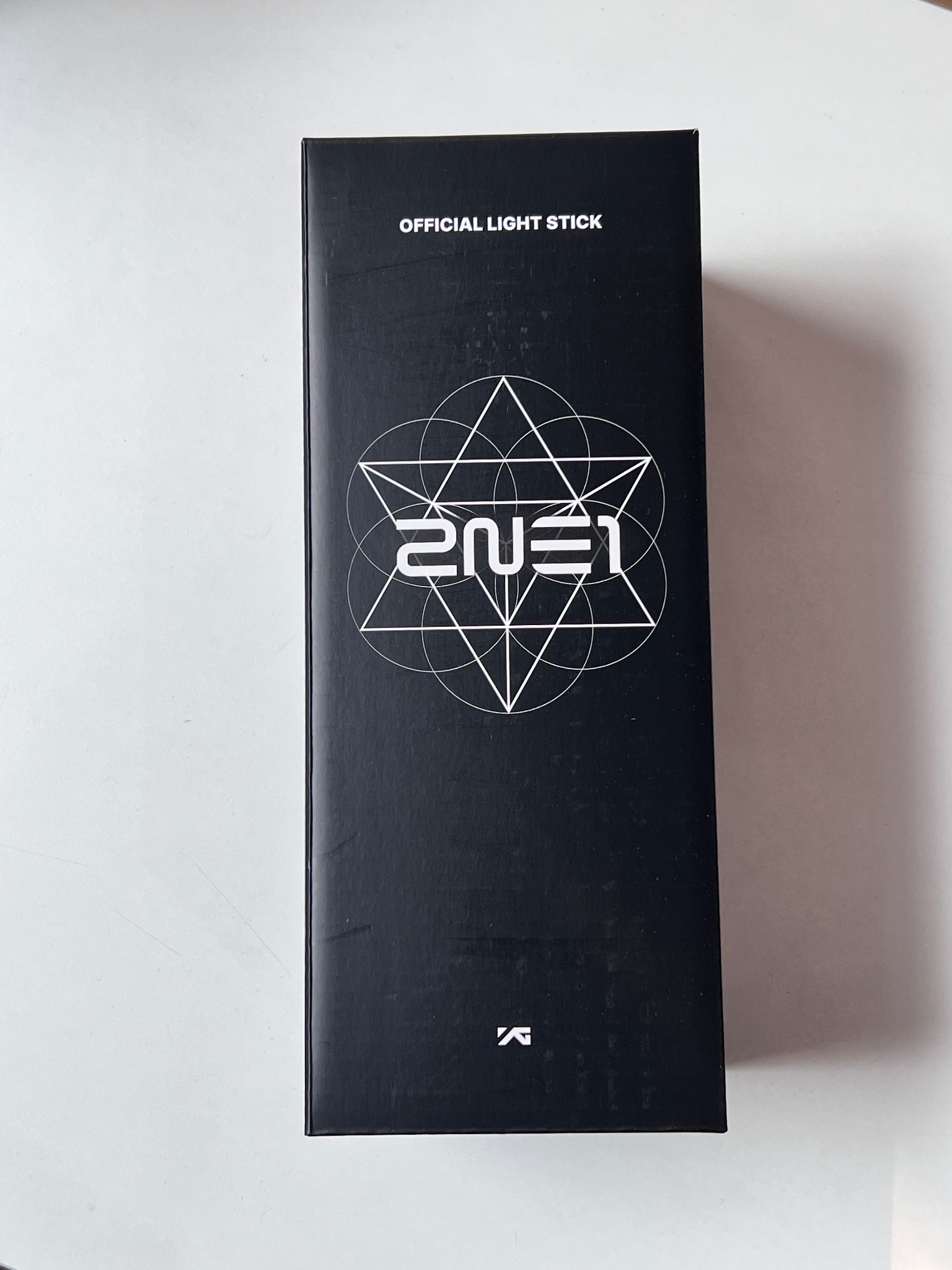 2NE1 - Light Stick Official