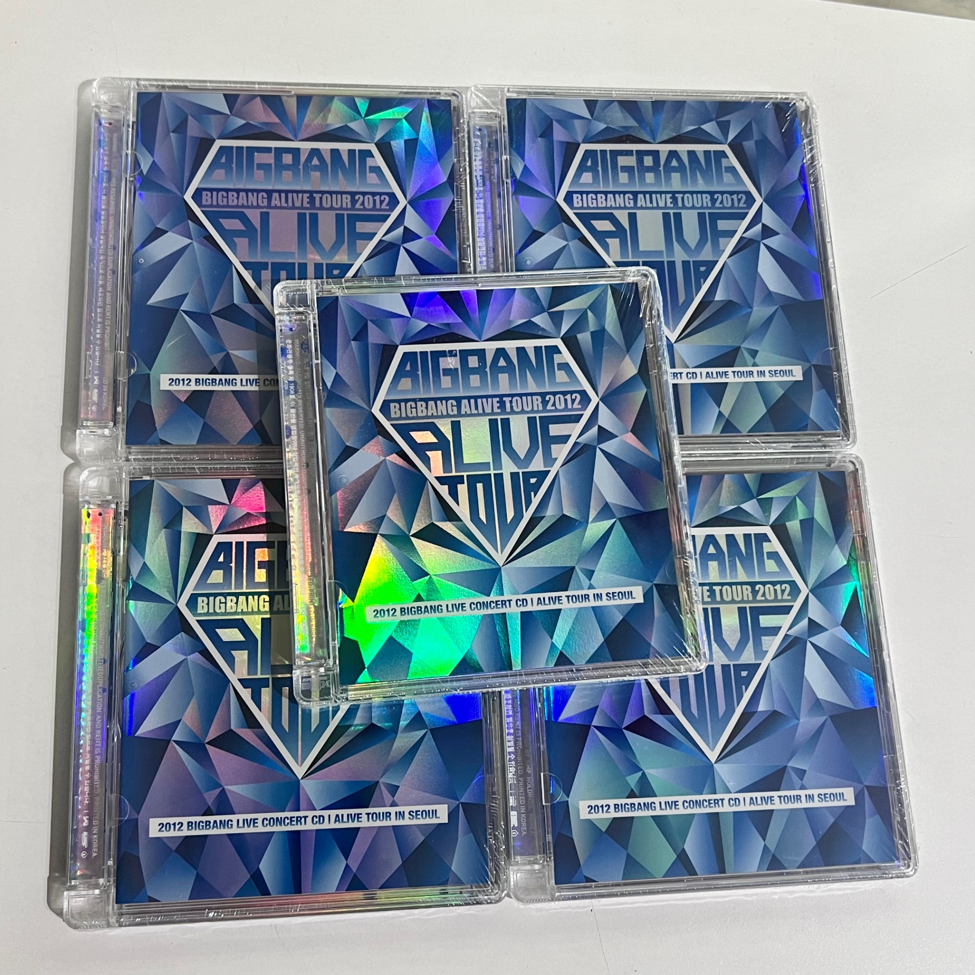 BIGBANG - ALIVE TOUR IN SEOUL (2012 BIGBANG LIVE CONCERT CD) BIGBANG - ALIVE TOUR IN SEOUL (2012 BIGBANG LIVE CONCERT CD)