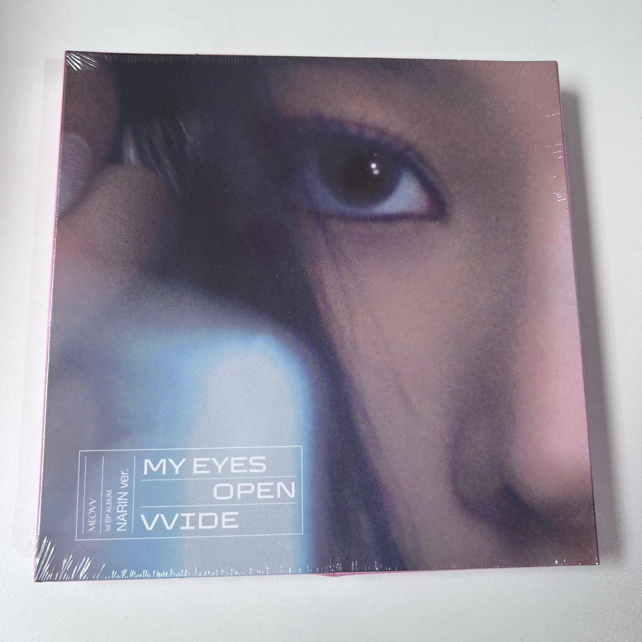 ALBUM MEOVV 'MY EYES OPEN VVIDE' (MEOVV ver.)