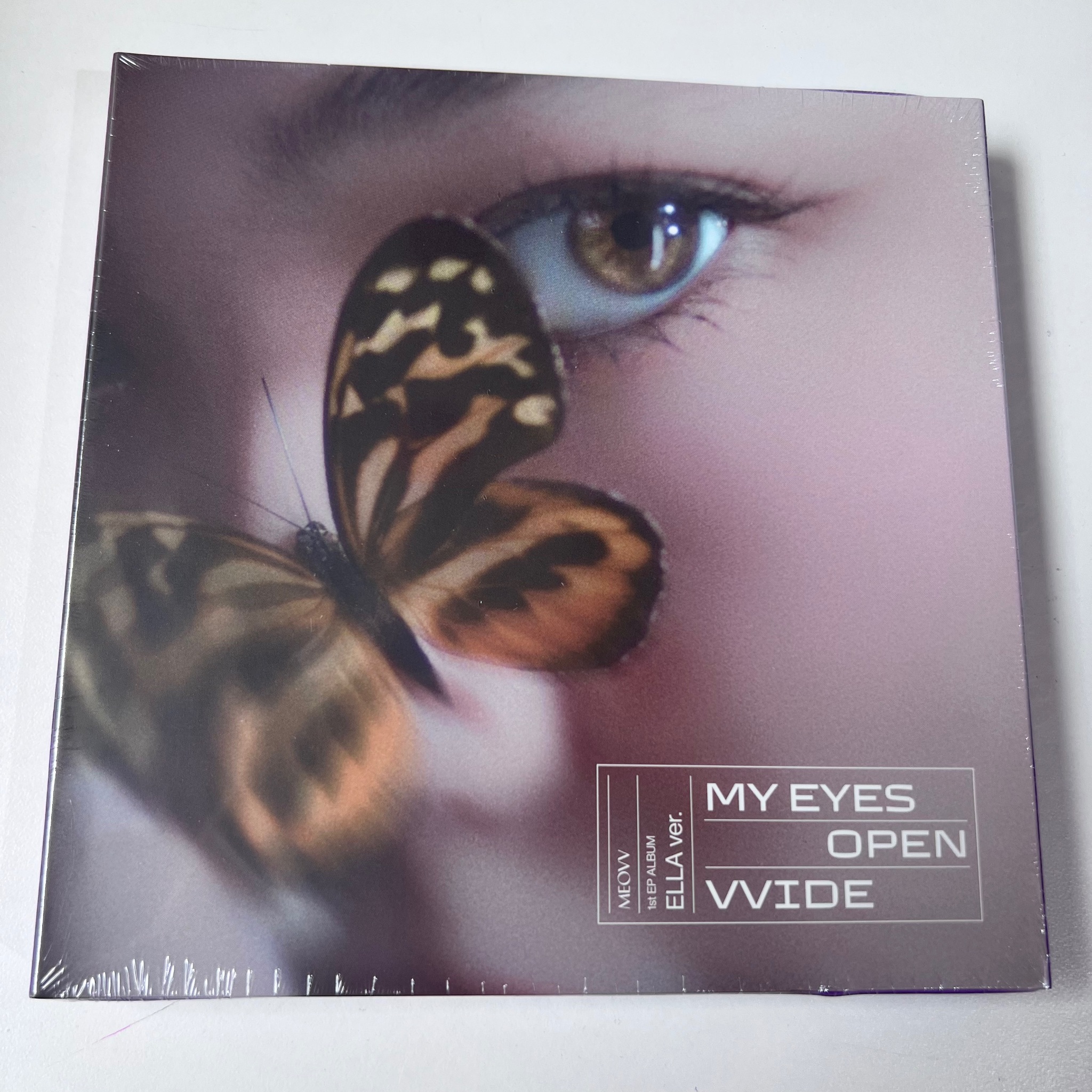 ALBUM MEOVV 'MY EYES OPEN VVIDE' (MEOVV ver.)