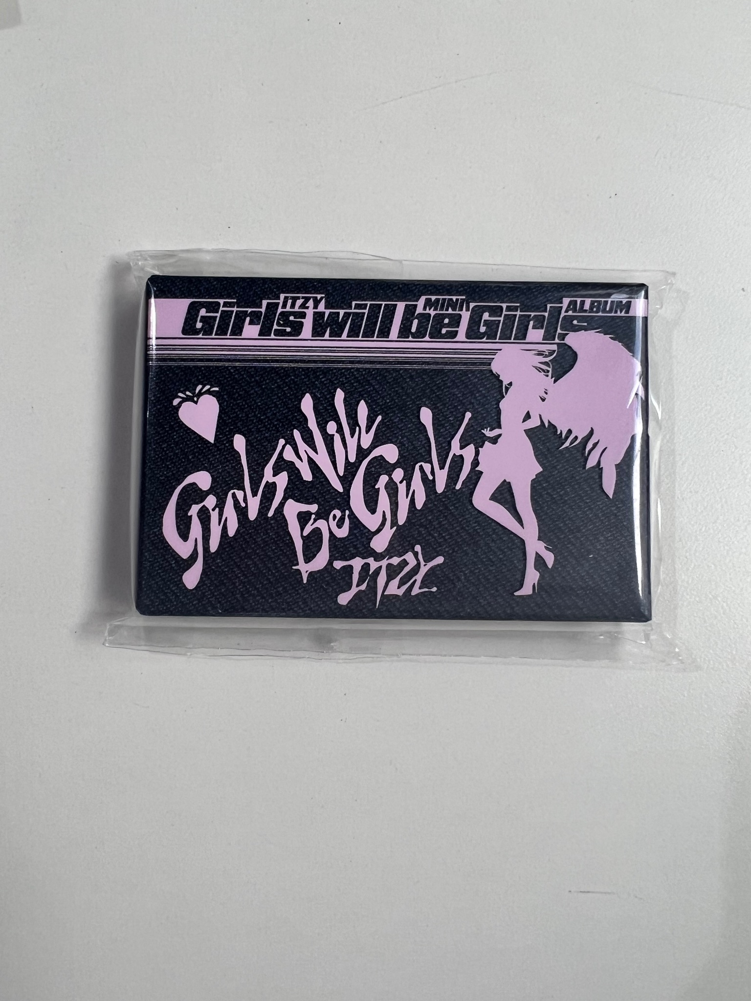 ALBUM ITZY - [GIRLS WILL BE GIRLS] POCAALBUM