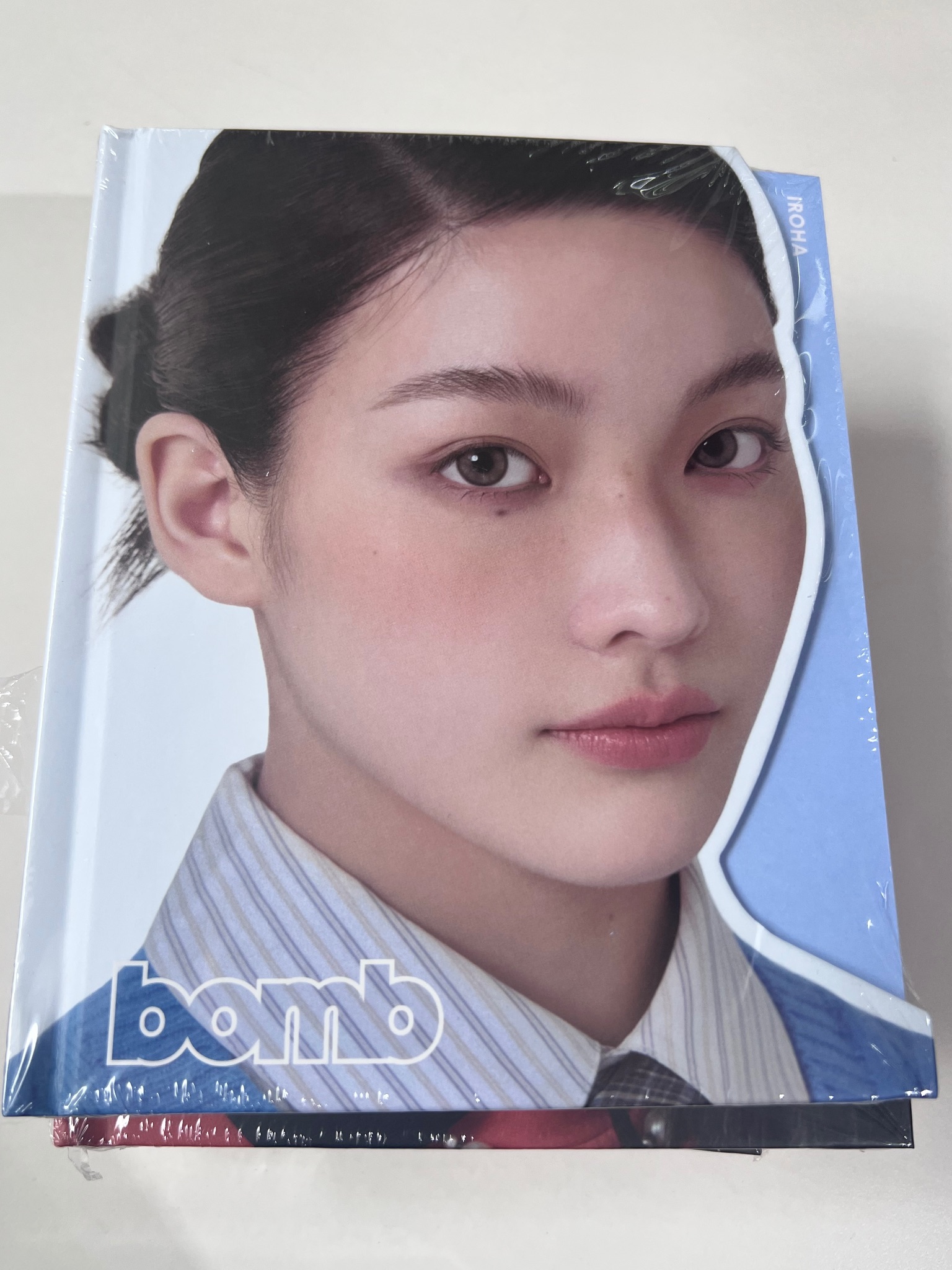 Album ILLIT 3rd Mini Album [bomb] (GLLIT ver.)