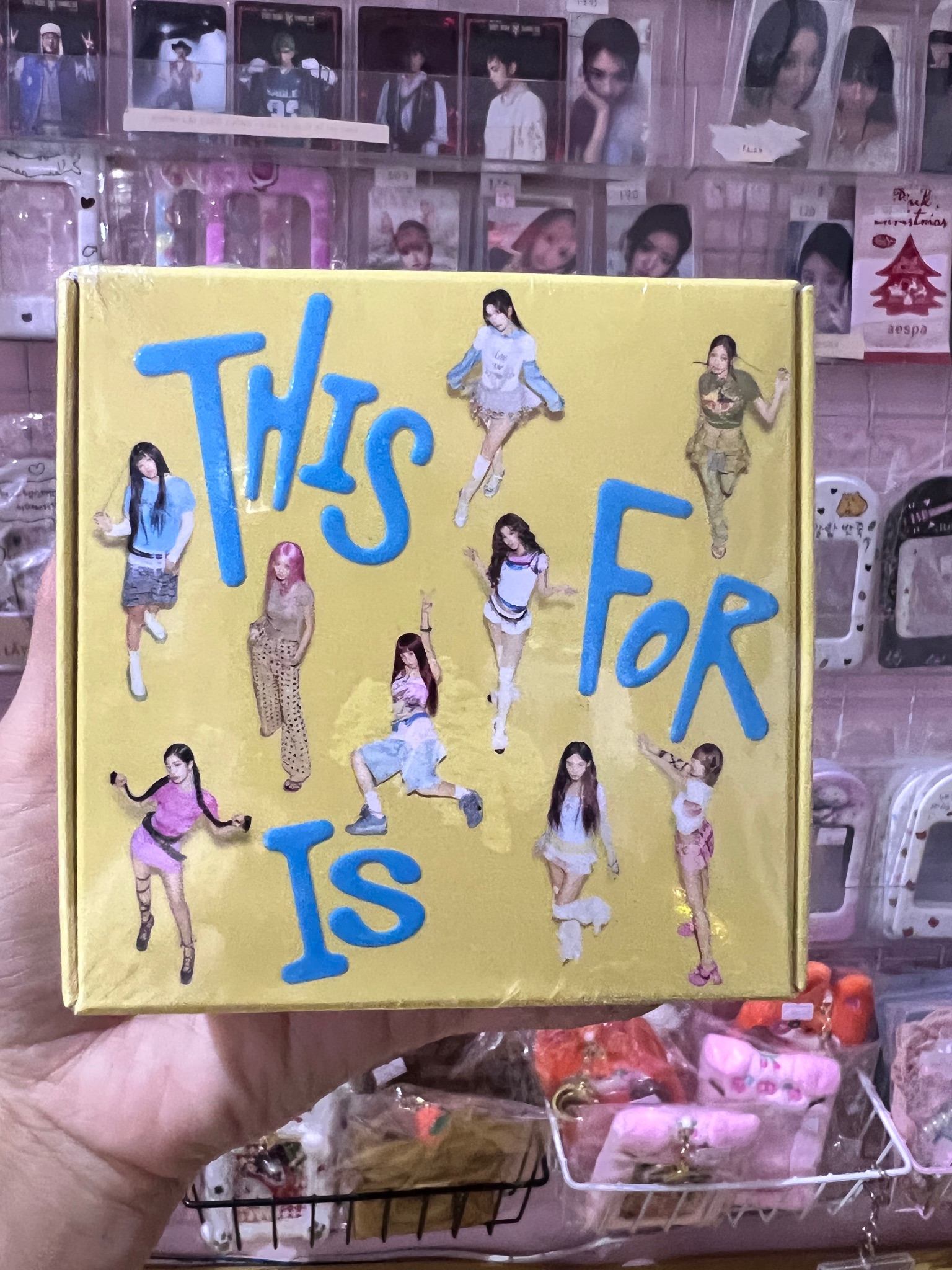 ALBUM TWICE [THIS IS FOR] (CONFETTI ver.)