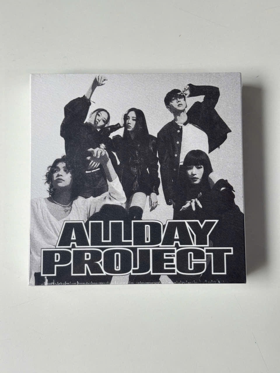 ALBUM ALLDAY PROJECT The Debut Single [FAMOUS]
