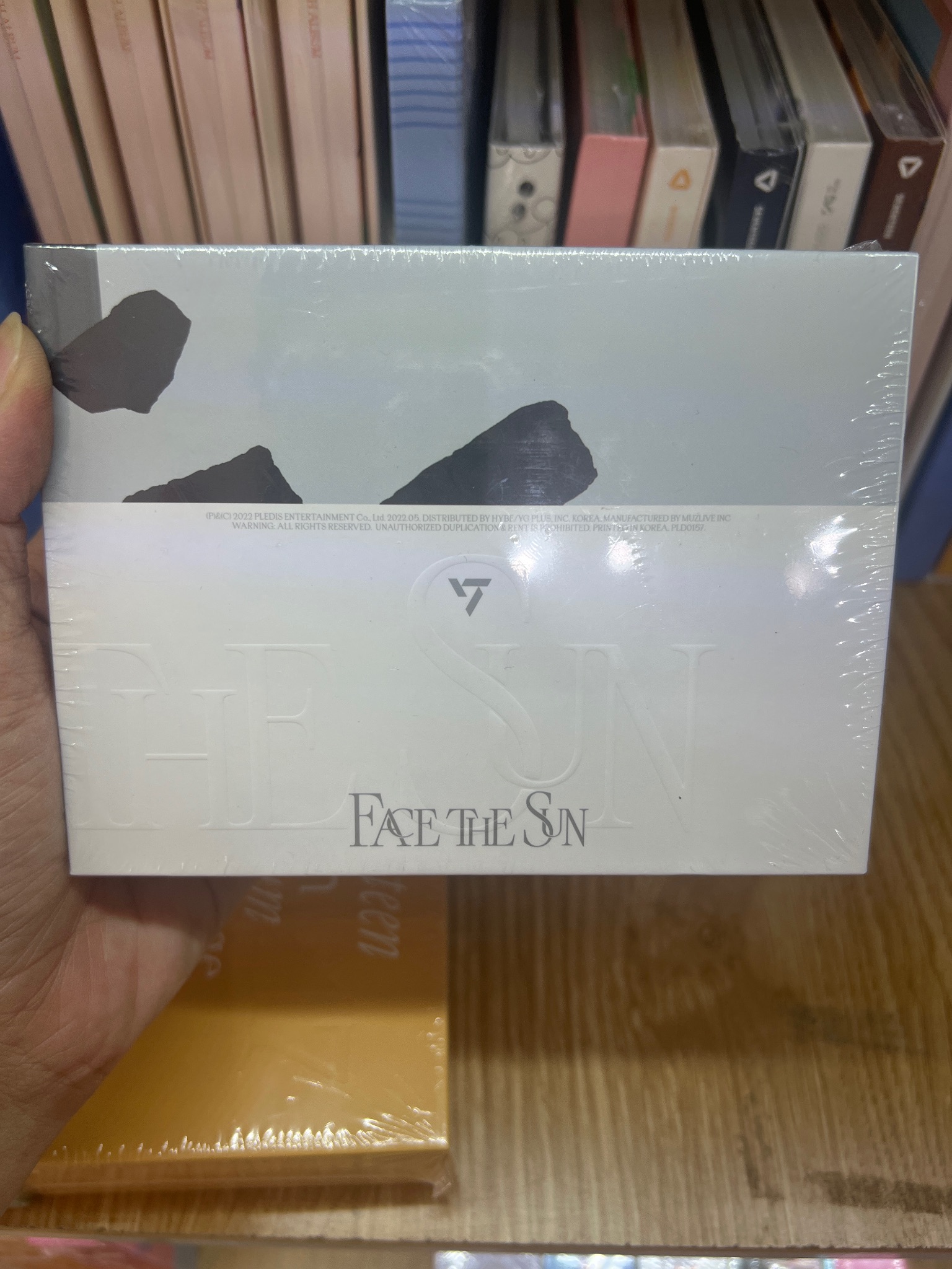 Album seventeen - Face The sun KIT