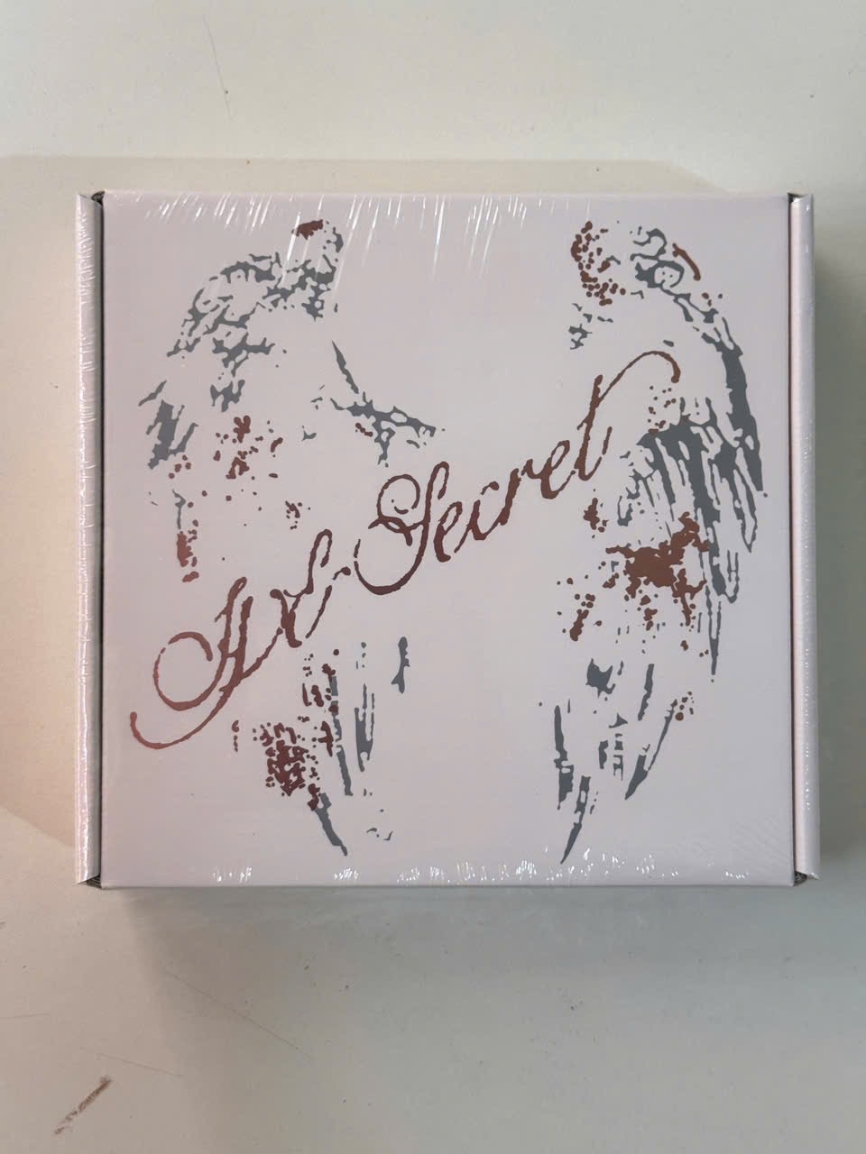 ALBUM IVE THE 4th EP [IVE SECRET] (LOVED IVE ver.) (Limited Edition)
