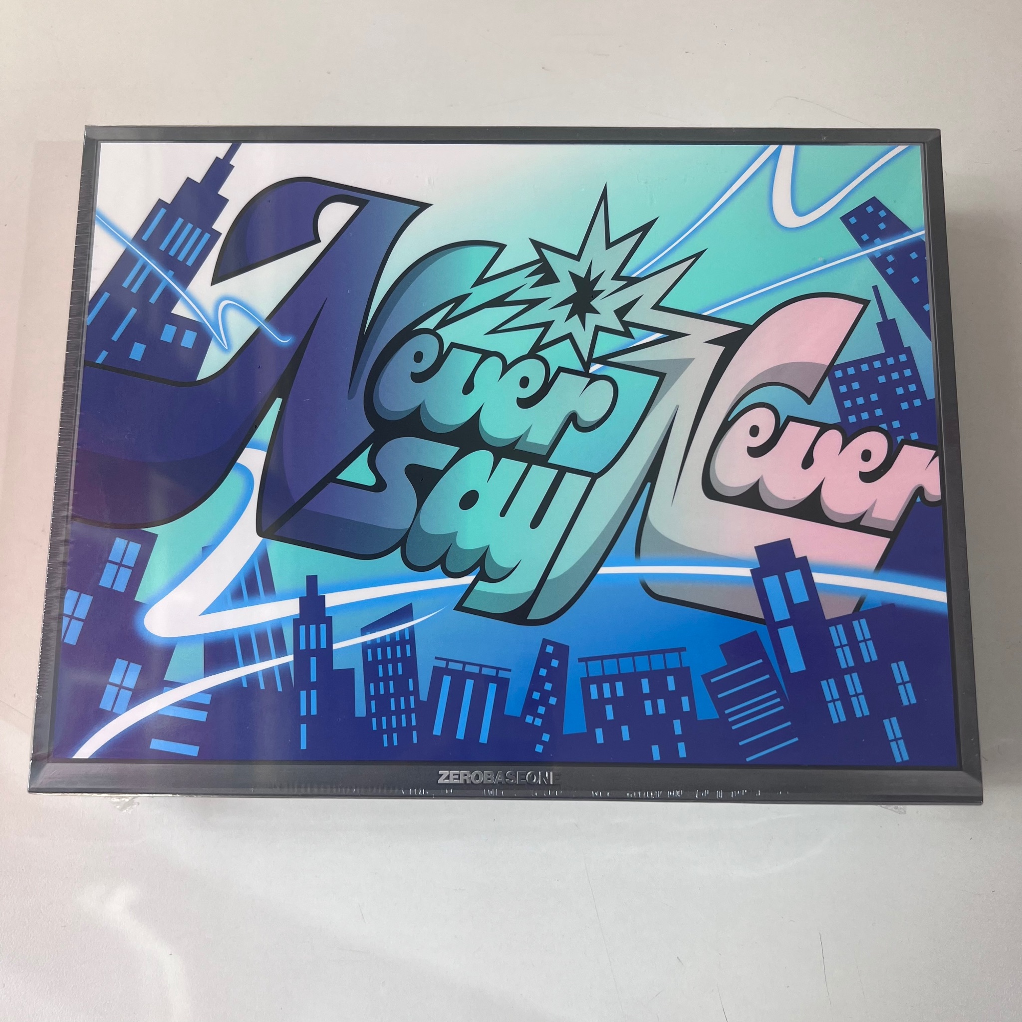 ALBUM ZEROBASEONE THE 1ST FULL ALBUM [NEVER SAY NEVER] PHOTOBOOK Ver.(ICON & ORDINARY)