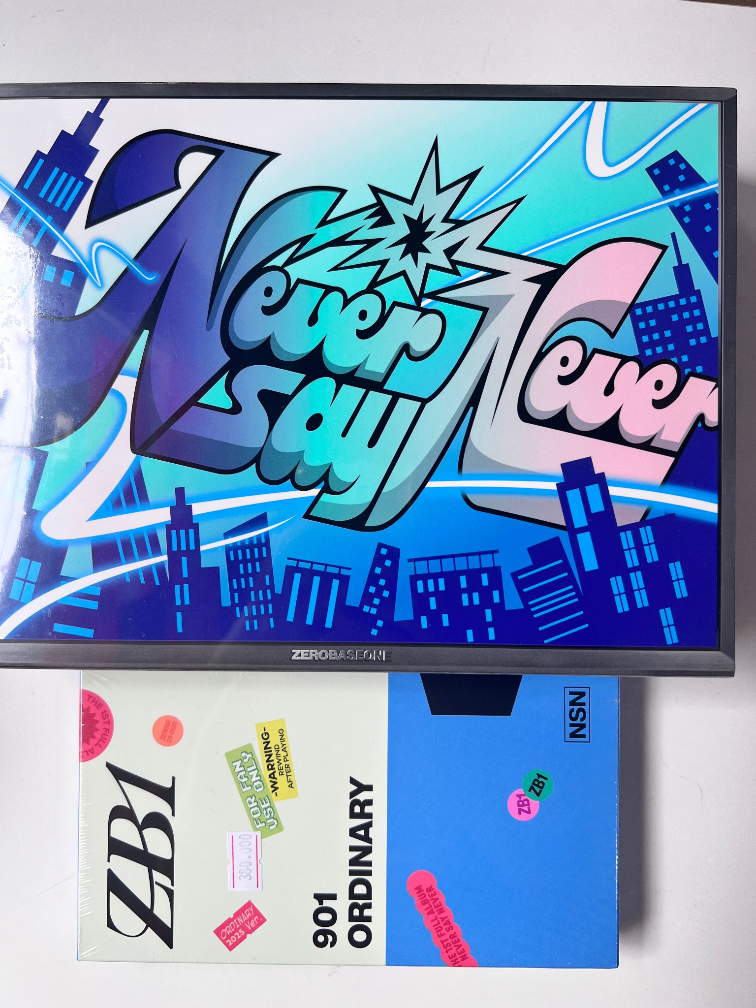 ALBUM ZEROBASEONE THE 1ST FULL ALBUM [NEVER SAY NEVER] PHOTOBOOK Ver.(ICON & ORDINARY)